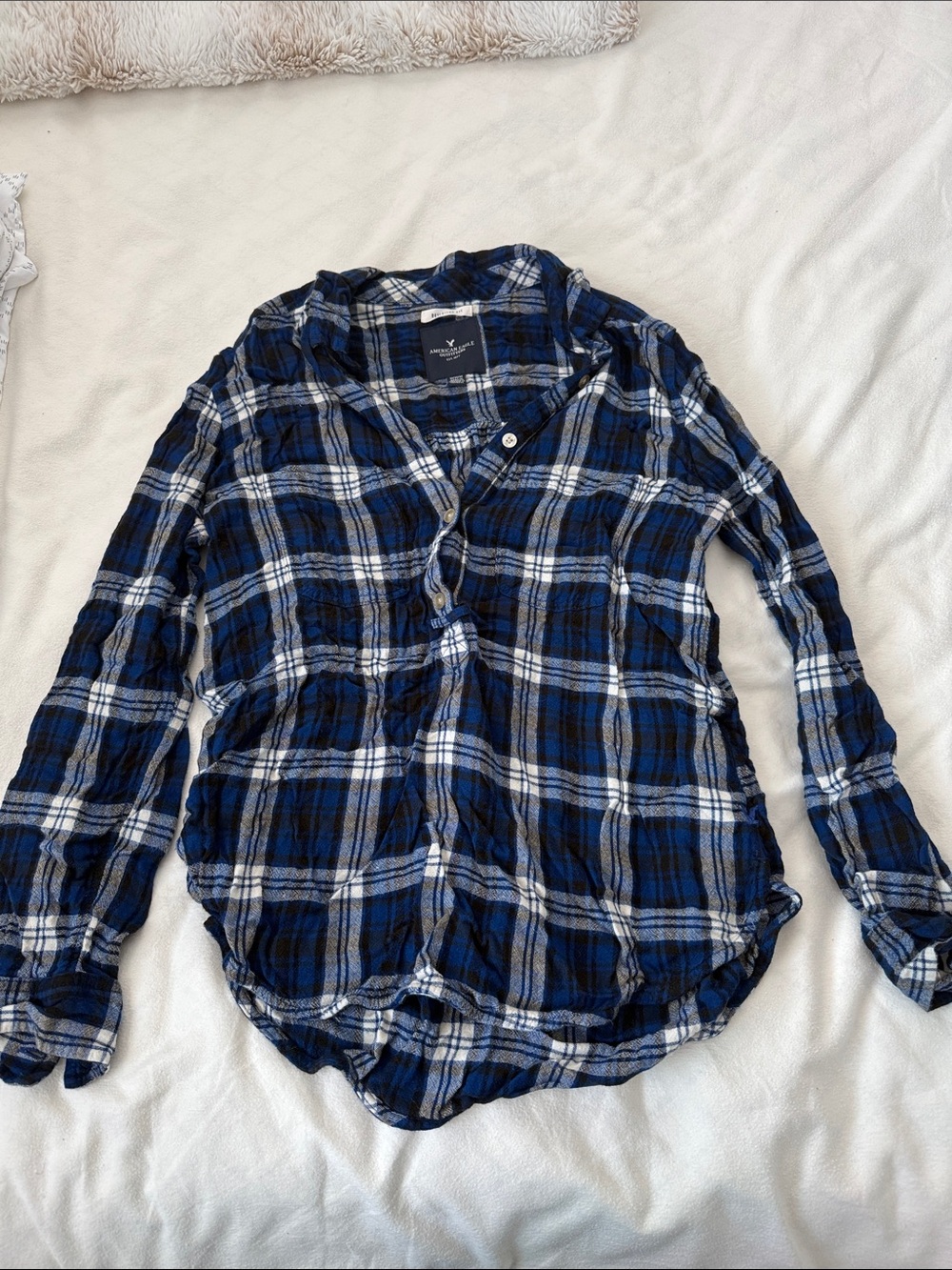 American Eagle Outfitters Blue, White & Black Plaid Shirt